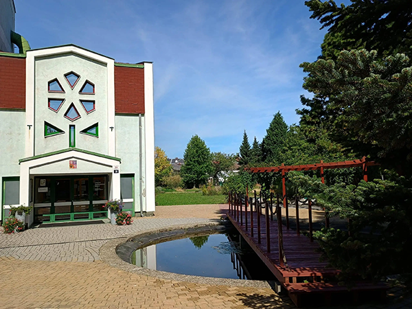 BUDOVA_VS_145920